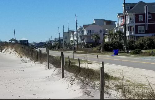 Figure 1: south of Marina Way.   A large section of beach with no dune.  